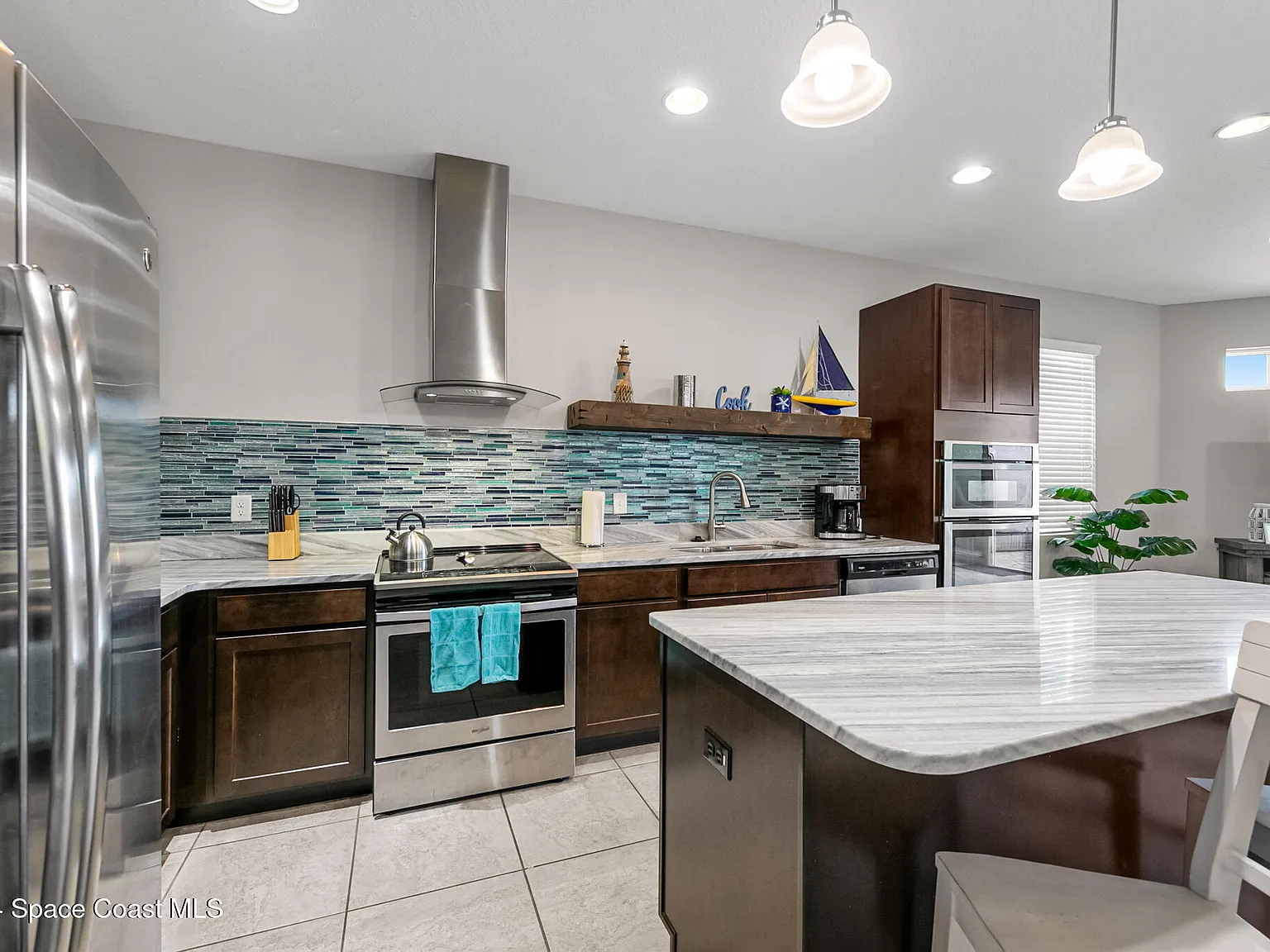 3 bed, 2.5 bath, 2310 sqft, $4,500 — Photo 4