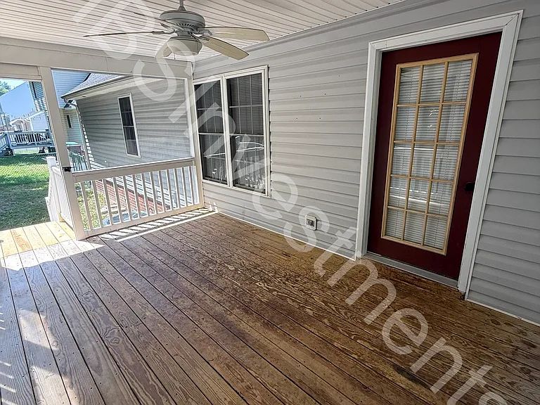 119 E Highland Ct — Photo 14