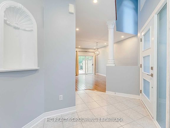 5th image of 2233 Rockingham Dr