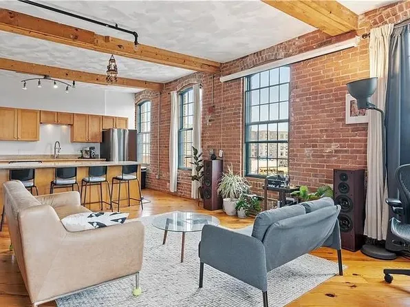 407 Pine St Unit 305, Providence, RI 02903