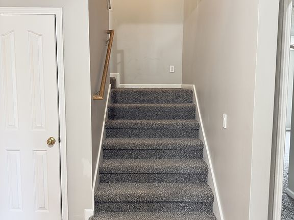 5th image of 119 Ashington Ct