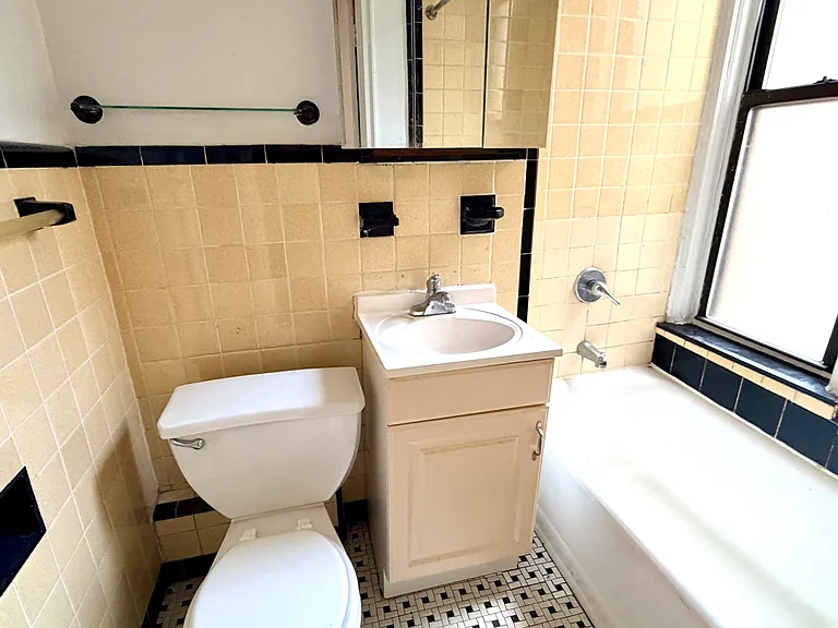 70 E 7th St #6D — Photo 9