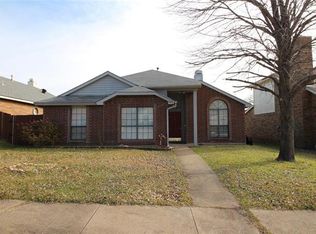 4326 Largo Dr, Grand Prairie, TX 75052