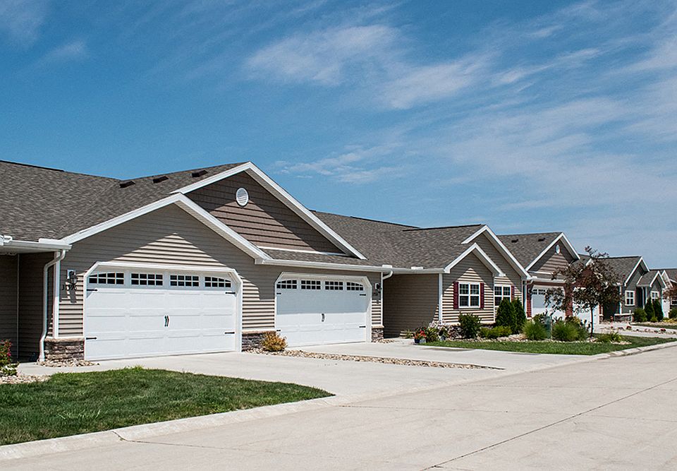 Charming Neighborhood Setting