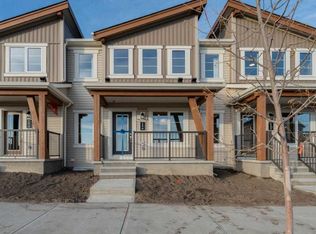 1170 SW 148th Ave NW, Calgary, AB T3P2G9