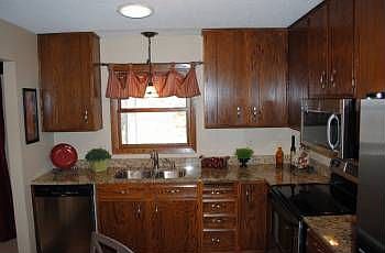 4th image of 2450 Galtier St