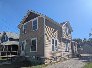 832 Frederick St, Oshkosh, WI 54901