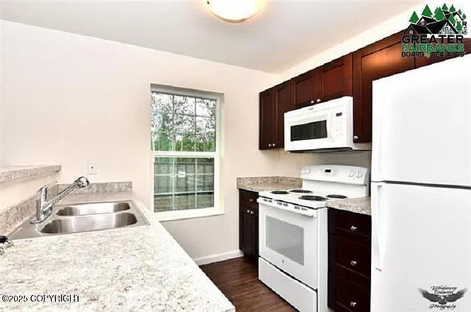 310 Park Way #C — Photo 6