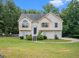 155 Liberty Bell Ln, Griffin, GA