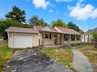 708 Clinton Ct, Findlay, OH 45840