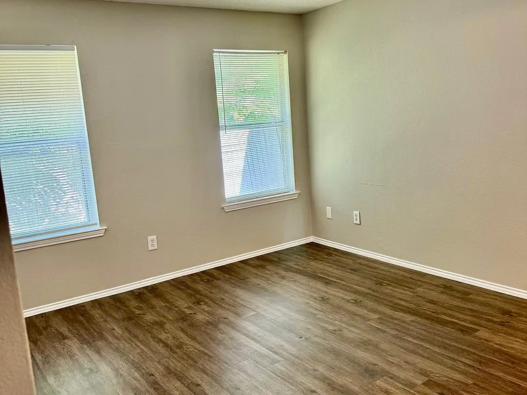 311 Moss Hill Dr — Photo 20