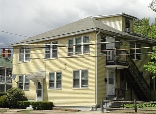 1st image of 133 Pleasant St APT 4