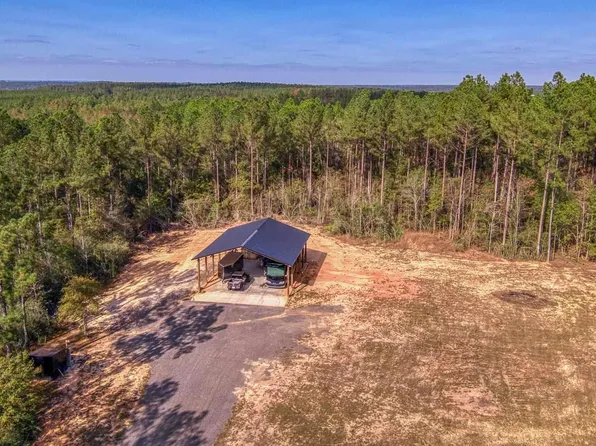 8030 Gin Rd, Milton, FL 32571