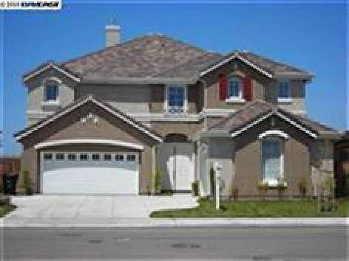 1st image of 1145 Platinum St