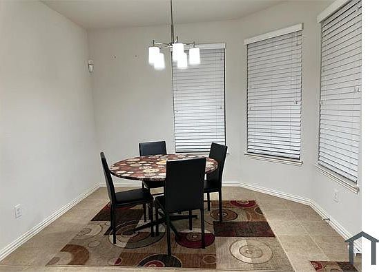 5th image of 3003 Charles Dr