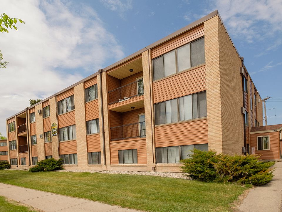 Fargo, ND Birchwood 2 Apartments | Exterior