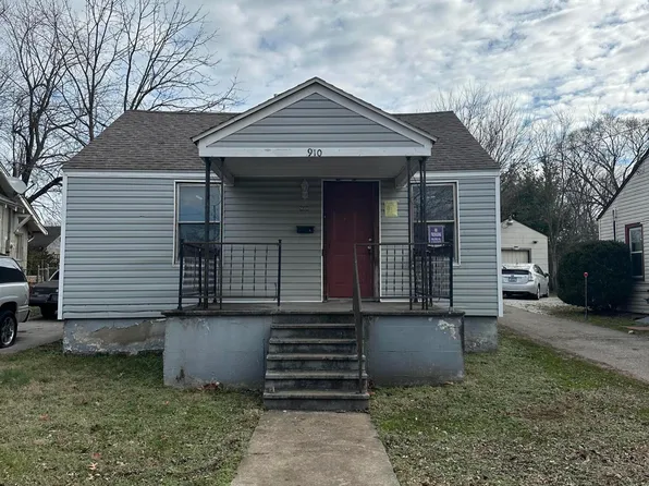 910 S Newton Avenue, Springfield, MO 65806