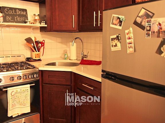 4th image of 341 E 90th St APT 6