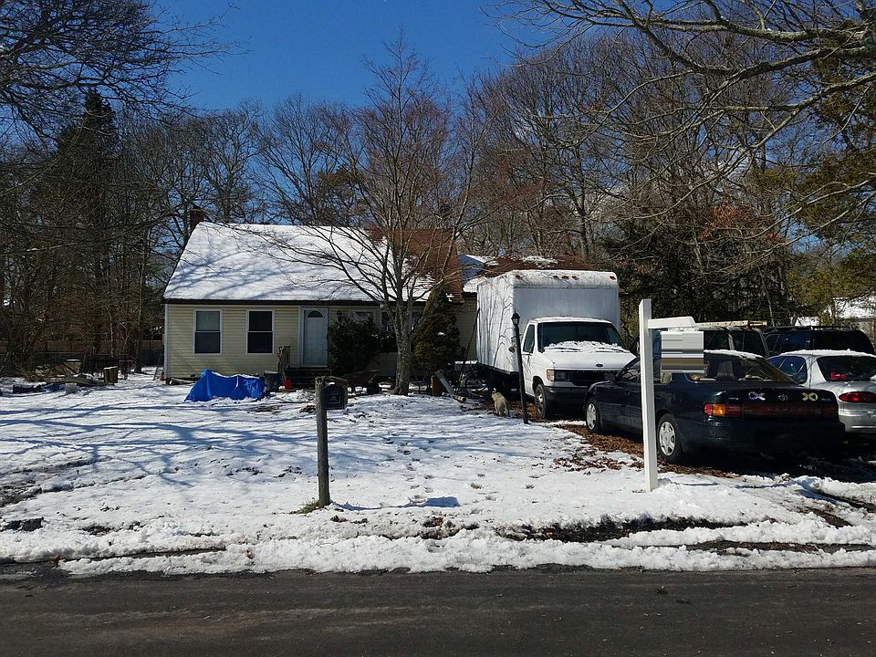 1st image of 38 Linden Ln