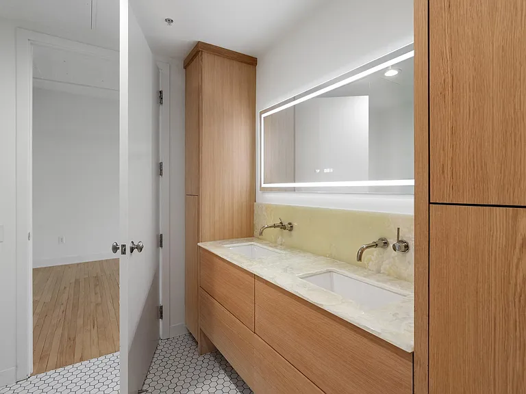 290 Market St #702 — Photo 34