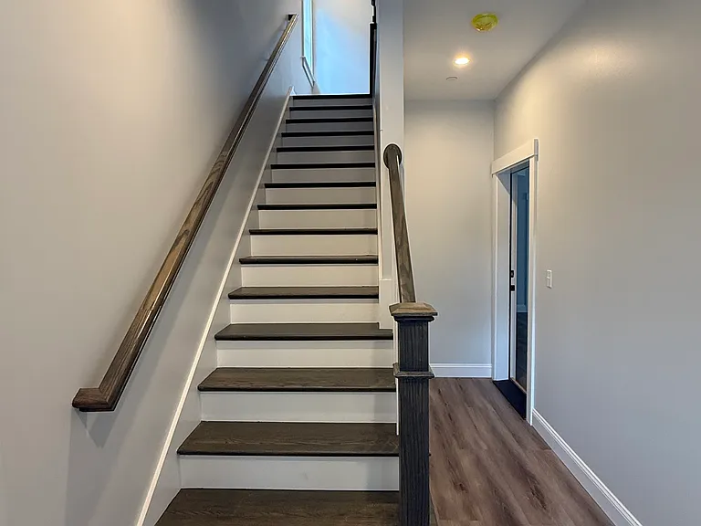 14A Academy St #B — Photo 14