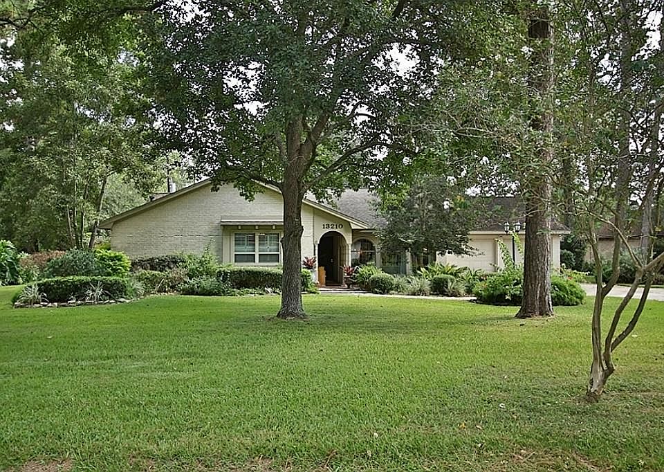 1st image of 13210 King Cir