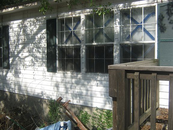 2nd image of 108 Lizard Lick Trl