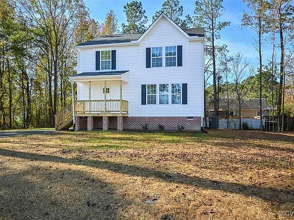 2nd image of 727 Lake Caroline Dr