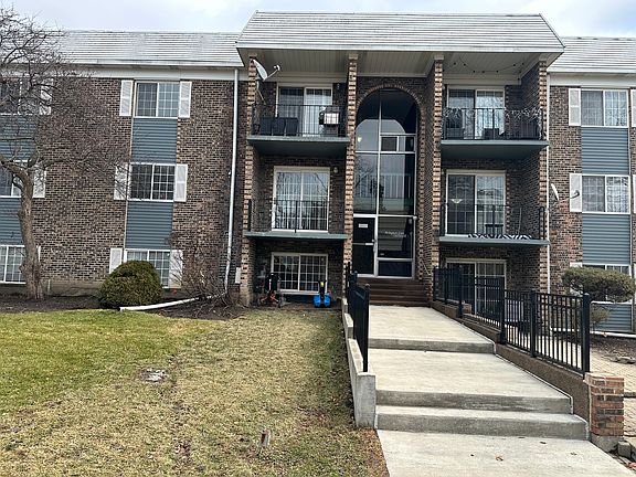 4th image of 1533 N Windsor Dr APT 214