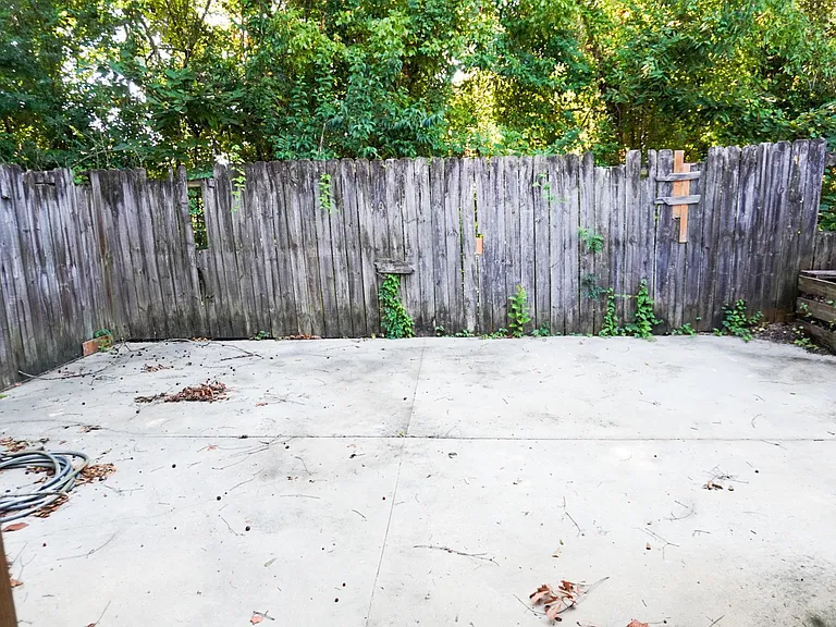 5395 Arlington Ct — Photo 11