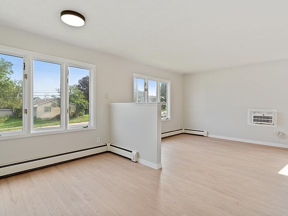3rd image of 3207 Johnson Ave NW #3