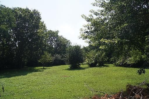 5th image of 434 Wade Ave