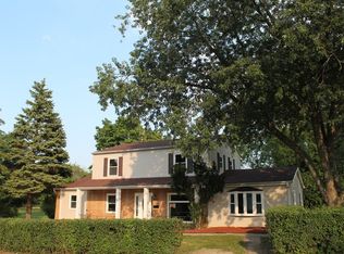 401 Beaver Dr, Streamwood, IL 60107