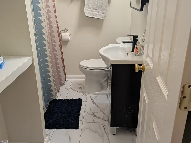 125 W Park Dr — Photo 4