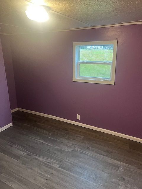 2nd image of 1548 Keron Way