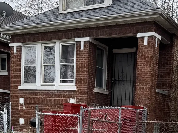 7328 S May St, Chicago, IL 60621