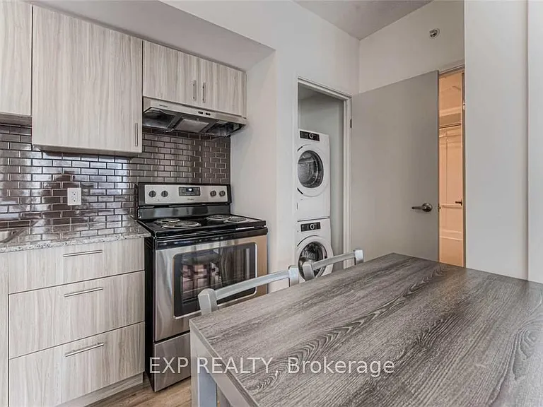 275 Larch St #F301 — Photo 5