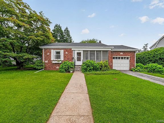 2nd image of 755 Hoover Avenue