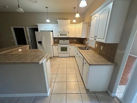 3rd image of 31 Rymer Ln