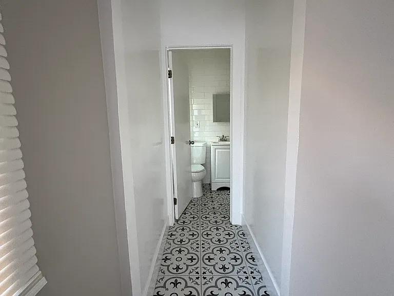 1136 Hoffman Ave #3 — Photo 4