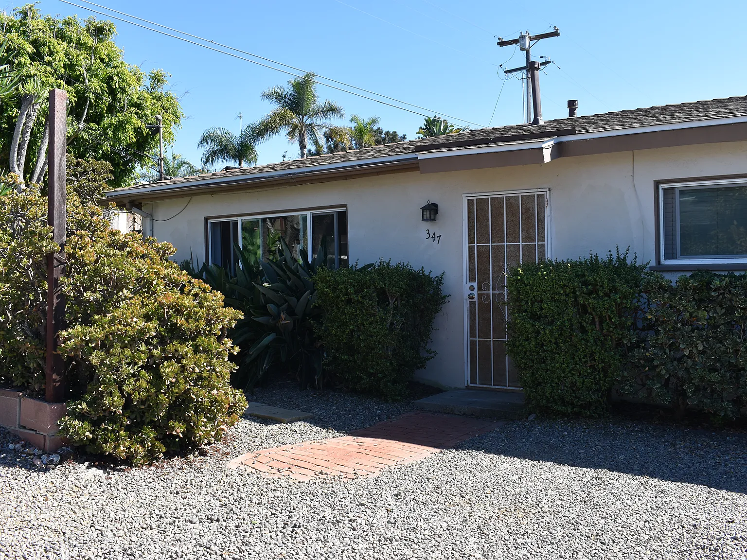 2 bed, 800 sqft, $4,175 — Photo 1