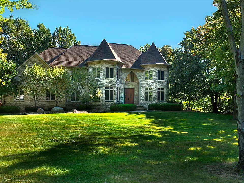 1st image of 4744 Forest Grove Dr