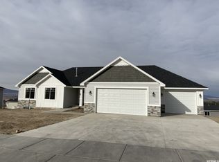102 S 1300 E, Smithfield, UT 84335