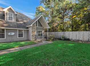 770 Hunt Rd APT 212, Baytown, TX 77521