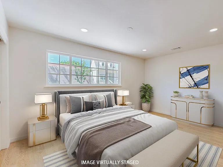 8005 Pickard Ave NE — Photo 30