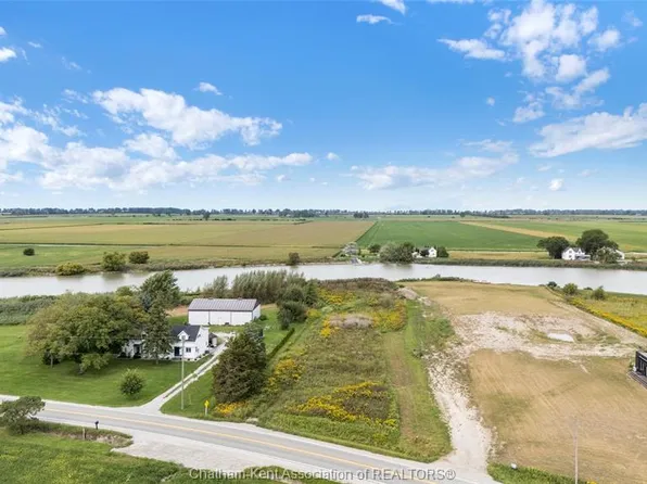 5269 Tecumseh Line, Chatham Kent, ON N0P 2L0