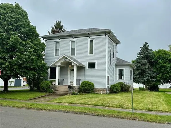 202 E Montford Ave, Ada, OH 45810