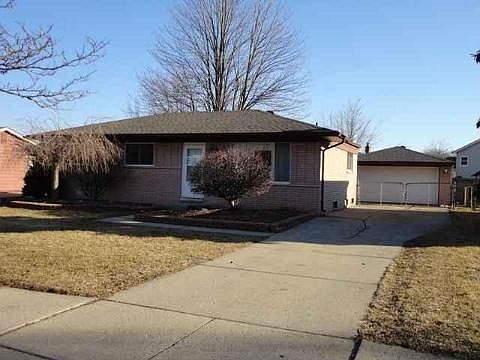 1st image of 48270 Donahue Dr