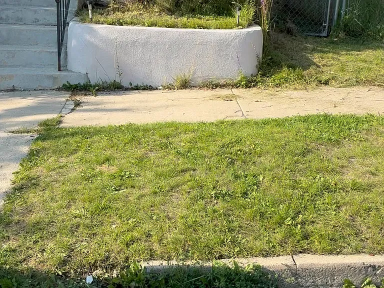 1009 W Diamond St — Photo 13