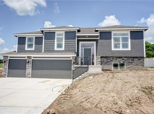 8901 NE 118th Ct, Kansas City, MO 64157